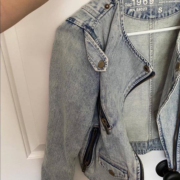 Jacket - Picture 3 of 3